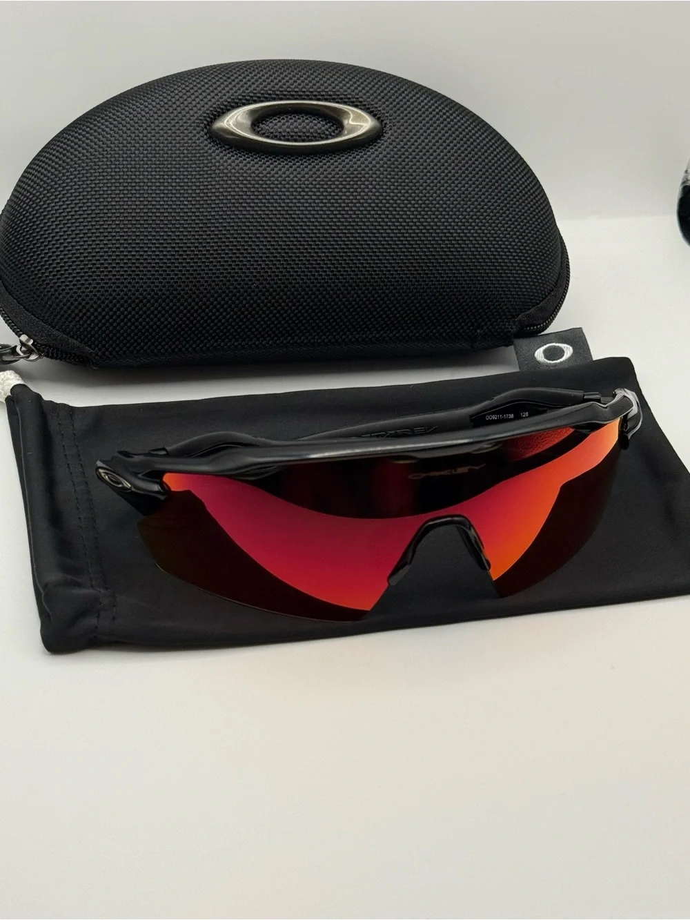 Oakley Radar EV Pitch 009211-1738